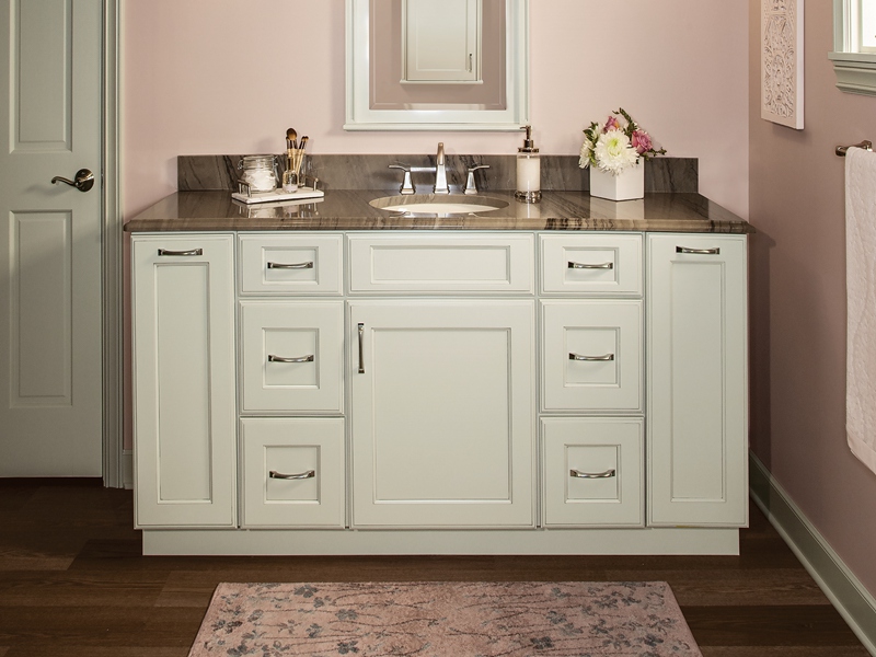 Shaker Style White Lacquer Finished Bathroom Cabinet with Separate Faucet 