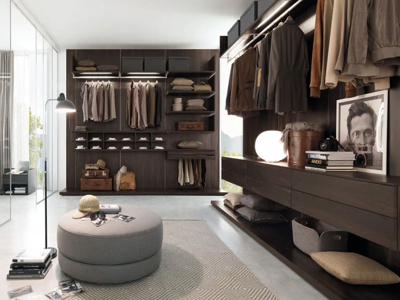 Versatile space