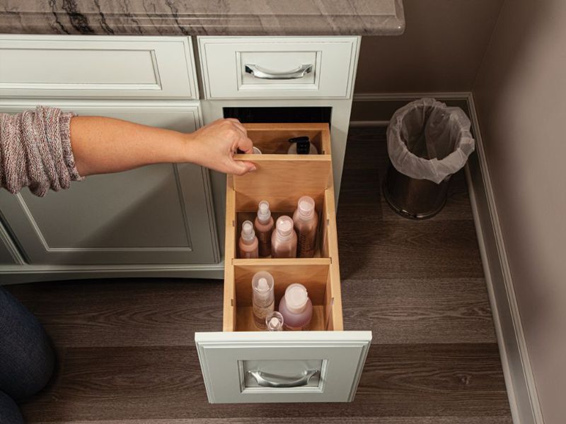 organisation for bathroom cabinet