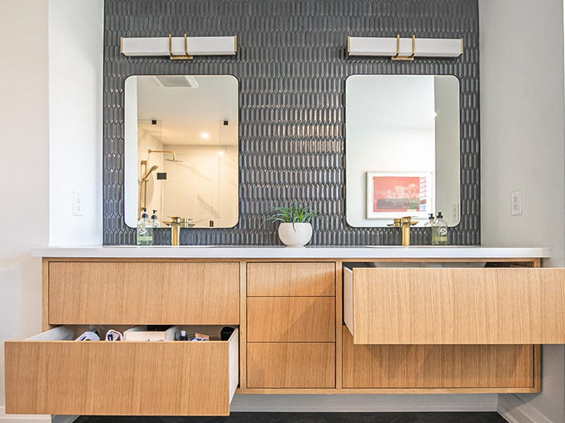 Modern Style White Oak Solid Wood Bathroom Cabinet with Storage Blocking Box Design